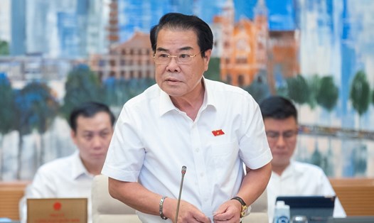 Trưởng Ban Dân nguyện Dương Thanh Bình báo cáo công tác dân nguyện của Quốc hội tháng 5 và tháng 6.2023. Ảnh: Phạm Thắng/QH