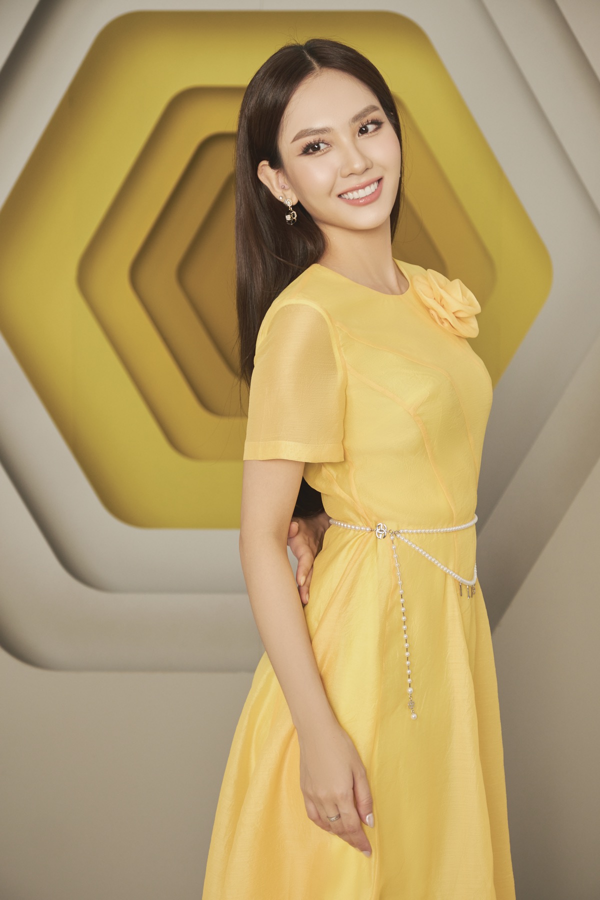 Huỳnh Nguyễn Mai Phương (SN 1999) đã giành vương miện cuộc thi Miss World Việt Nam hồi tháng 8/2022. Trước đó, cô từng đăng quang Hoa khôi Đại học Đồng Nai 2018. Trong cuộc thi Hoa hậu Việt Nam 2020, cô đã lọt vào top 5 chung cuộc với giải thưởng phụ “Người đẹp Nhân ái“.