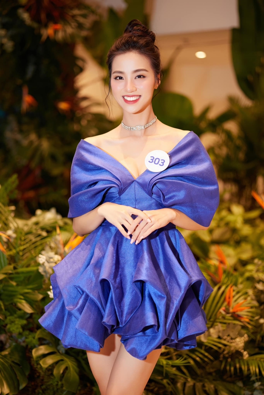  Tú Trinh từng vào top 5 các phần thi phụ khác gồm Người đẹp Du lịch, Người đẹp Tài năng.  