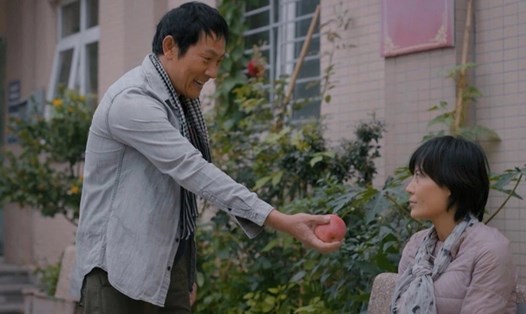 Luyến và Lưu tổ chức đám cưới ở tập cuối "Cuộc đời vẫn đẹp sao". Ảnh: NSX.