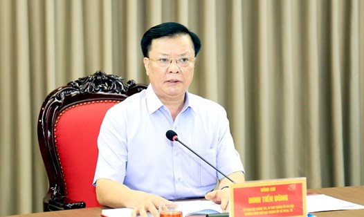 Bí thư Thành ủy Hà Nội Đinh Tiến Dũng phát biểu kết luận cuộc họp. Ảnh: HNP
