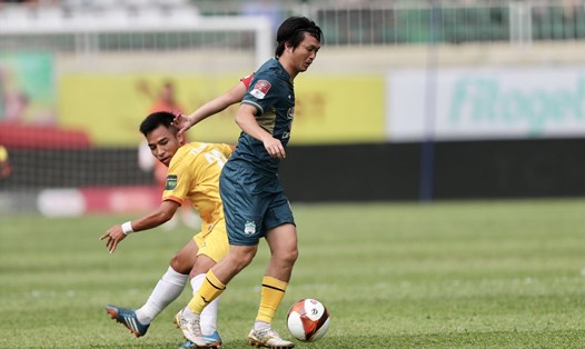 Hoàng Anh Gia Lai gặp Khánh Hoà ở vòng 1 giai đoạn 2 V.League 2023. Ảnh: VPF