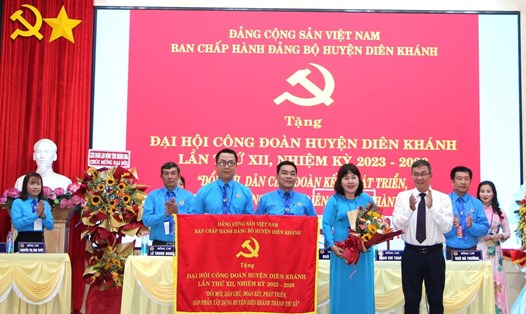 Đại hội Công đoàn huyện Diên Khánh đặt ra 16 chỉ tiêu phấn đấu cho nhiệm kì 2023 -2028. Ảnh: Phương Linh