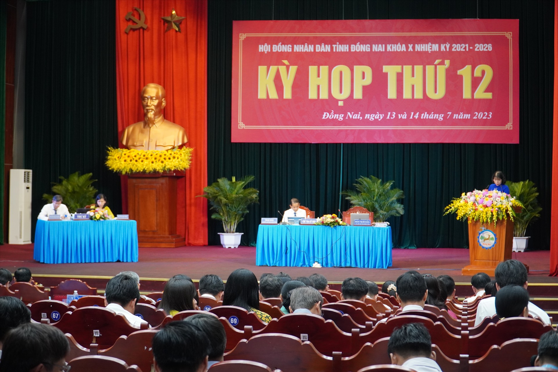Khai mạc kỳ họp 12 Hội đồng nhân dân tỉnh Đồng Nai. Ảnh: Hà Anh Chiến