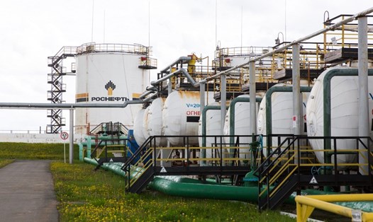 Nhà máy thuộc dự án của công ty dầu khí Rosneft, Nga. Ảnh: Xinhua