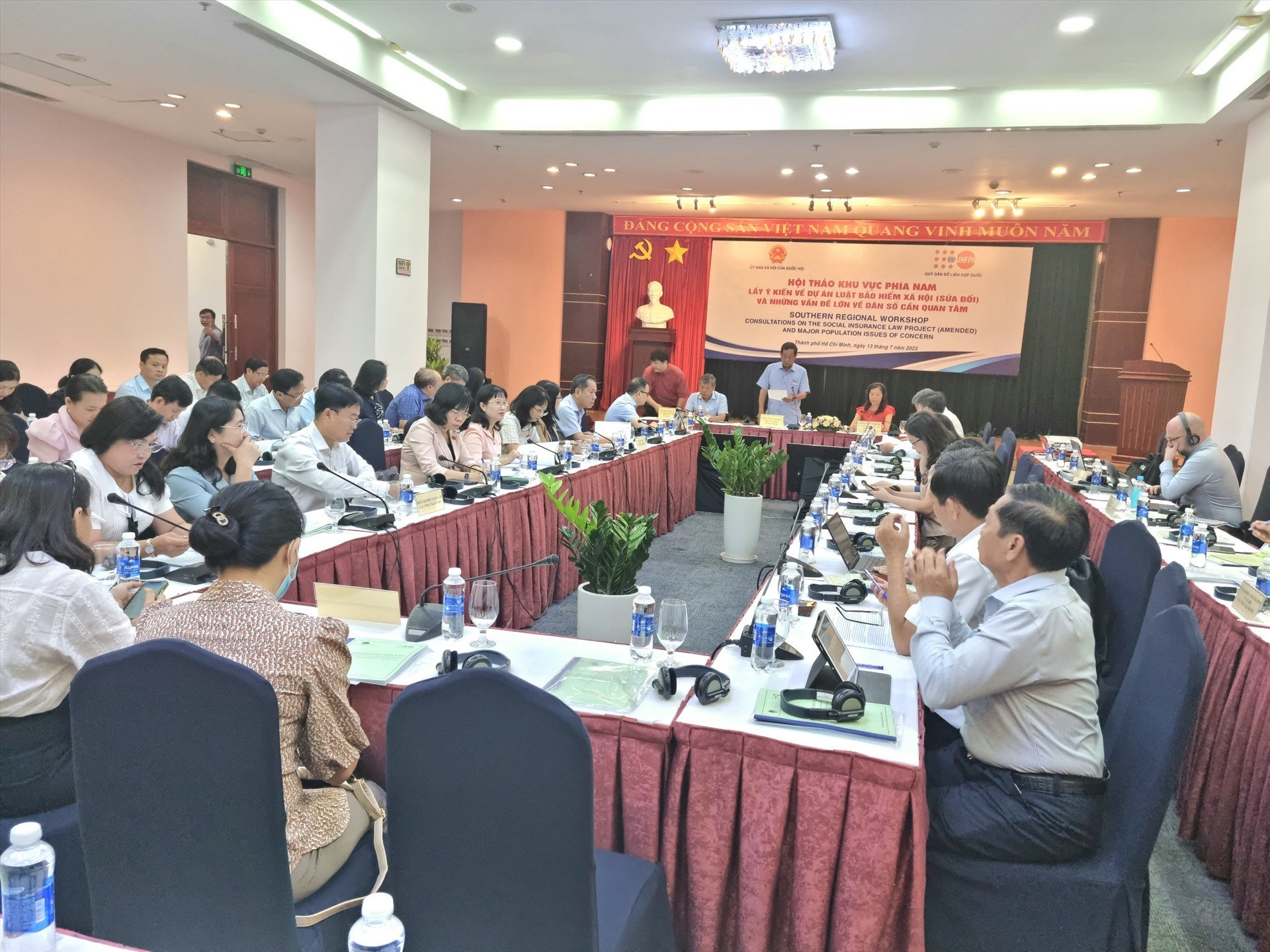 Quang cảnh hội thảo lấy ý kiến Dự án Luật Bảo hiểm xã hội (sửa đổi) và những vấn đề lớn về dân số cần quan tâm. Ảnh: Nam Dương