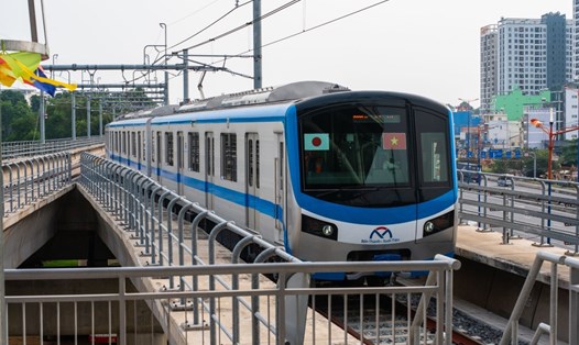 Metro số 1 (Bến Thành - Suối Tiên) sau 16 năm triển khai mới hoàn thành hơn 95% khối lượng.  Ảnh: Anh Tú