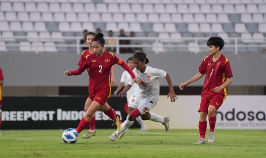 U19 nữ Việt Nam giành chiến thắng 2-1 trước U19 nữ Myanmar ở bán kết giải U19 nữ Đông Nam Á. Ảnh: VFF