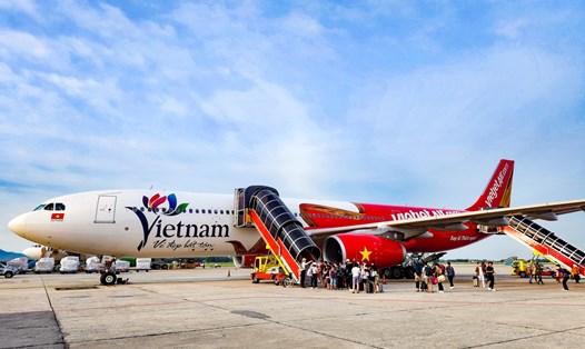 Tàu bay A330 Vietjet mới với hình ảnh biểu tượng du lịch Việt Nam trên thân tàu đã chính thức cất cánh. Ảnh: Thuỳ Dương