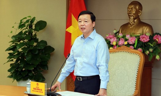 Phó Thủ tướng Trần Hồng Hà phát biểu tại cuộc họp. Ảnh: VGP