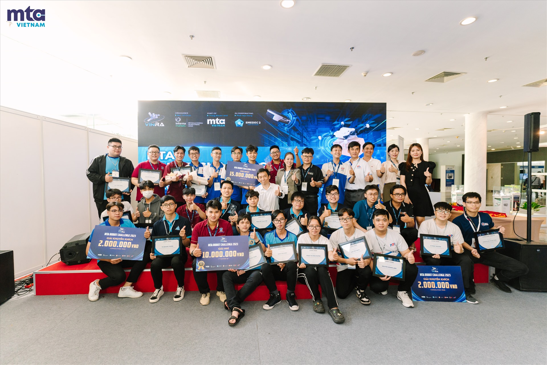 Cuộc thi “MTA Robot Challenge” đã diễn ra thành công trong khuôn khổ MTA Vietnam 2023, với sự tham gia của 5 đội thi đến từ 5 trường đại học trong thành phố. (Nguồn ảnh: Informa Markets Vietnam)