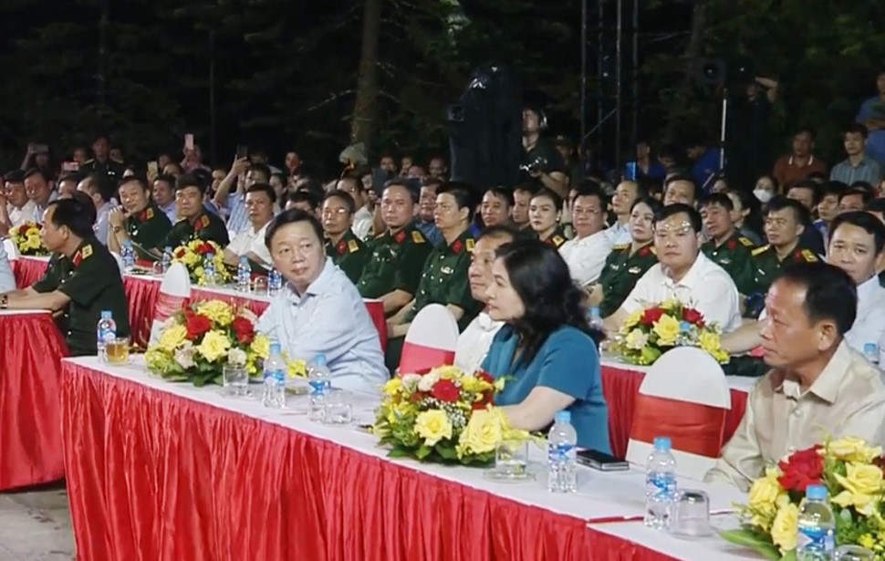 Phó Thủ tướng Chính phủ Trần Hồng Hà dự chương trình. Ảnh: Sơn Tuấn.