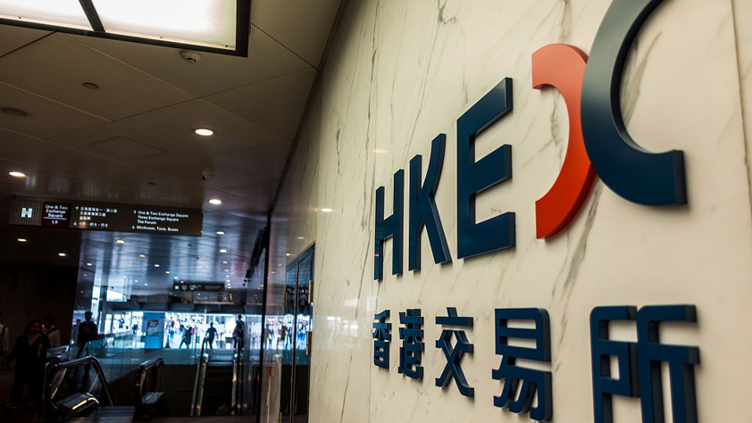 Hồng Kông (Trung Quốc) đã hủy giao dịch trên thị trường chứng khoán trị giá 5,2 nghìn tỉ USD vì bão Talim. Ảnh: Xinhua