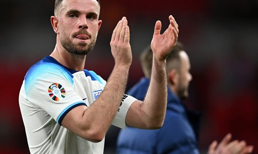 Henderson có thể không còn cơ hội đá EURO 2024 nếu chuyển đến Saudi Arabia trong hè này. Ảnh: AFP