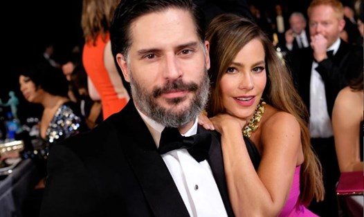 Nữ diễn viên Sofia Vergara và chồng Joe Manganiello. Ảnh chụp màn hình