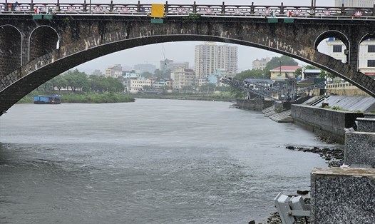 Mực nước tại sông Ka Long vẫn trong ngưỡng an toàn. Ảnh: Đoàn Hưng