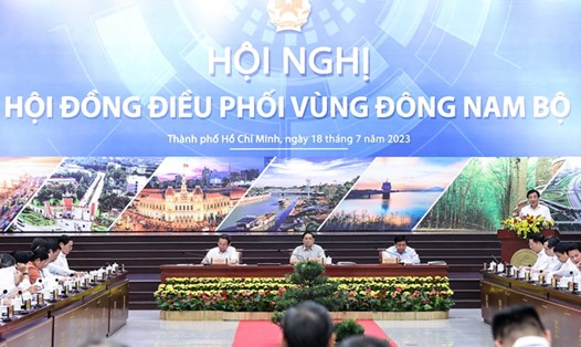 Thủ tướng Phạm Minh Chính chủ trì hội nghị Hội đồng Điều phối vùng Đông Nam Bộ, ngày 18.7. Ảnh: VGP