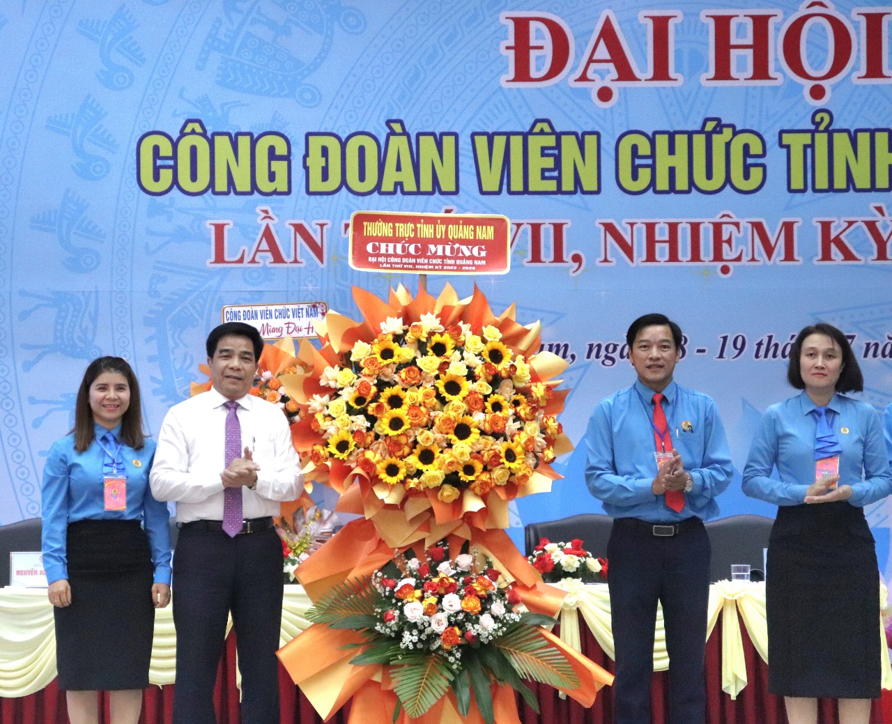 Trong nhiệm kỳ vừa qua, Công đoàn Viên chức tỉnh Quảng Nam đạt nhiều thành tích nổi bật. Ảnh: Nguyễn Linh