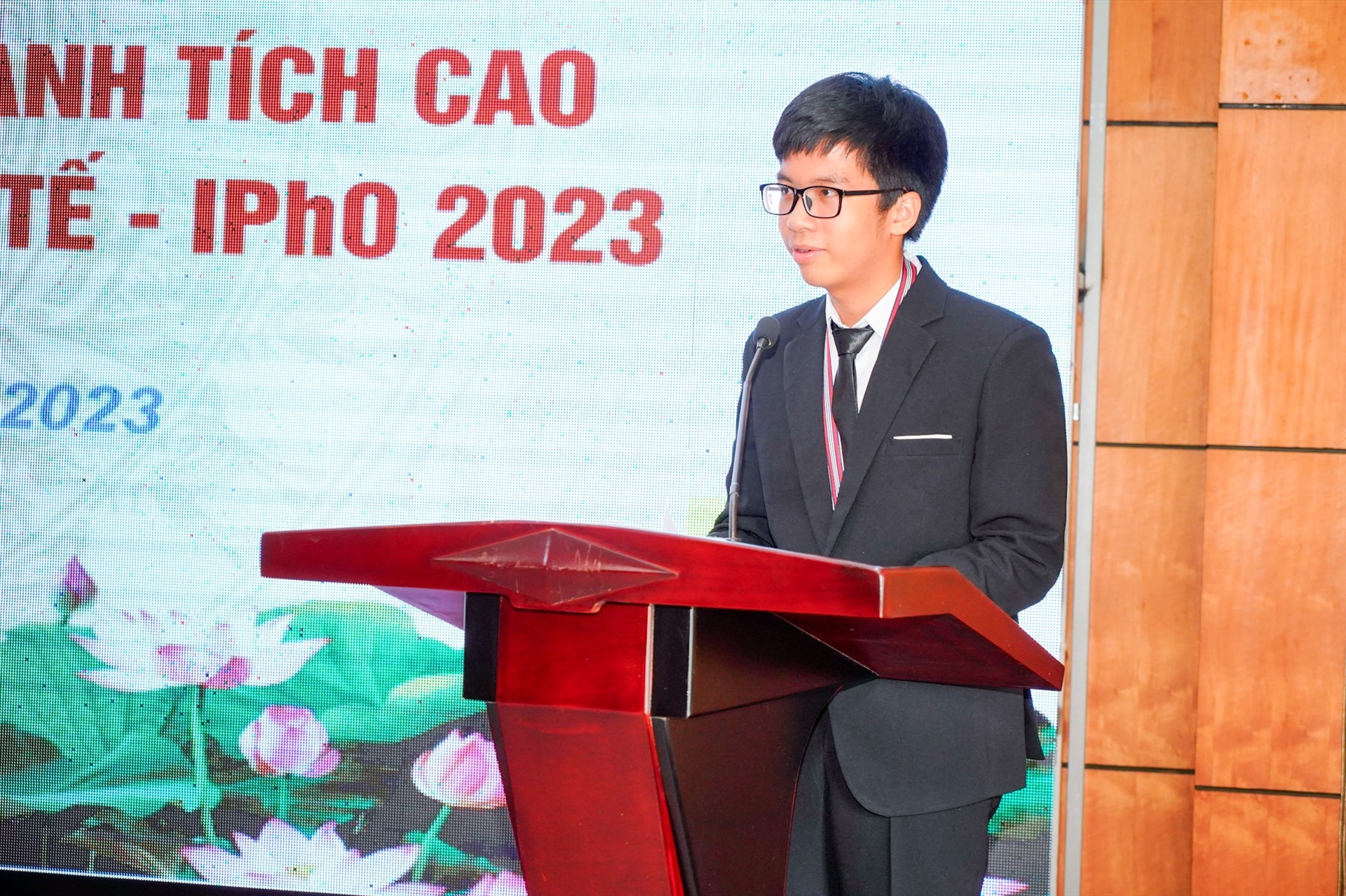 Nguyễn Tuấn Dương - học sinh đạt Huy chương bạc Vật lý quốc tế 2023. Ảnh: Mai Chi