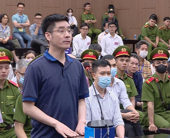 Bị cáo Hoàng Văn Hưng tại phiên toà. Ảnh: Việt Hùng