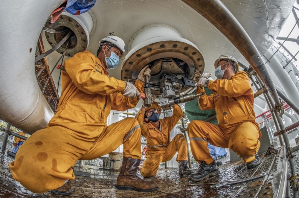 Một trong những tác phẩm đạt giải cao tại Cuộc thi ảnh ““Nét đẹp Công đoàn và Người lao động PV GAS”. Ảnh: CĐCS