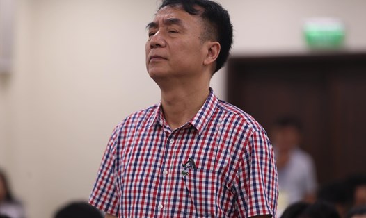 Cựu Cục phó Cục Quản lý thị trường Hà Nội - bị cáo Trần Hùng sáng 20.7. Ảnh: Quang Việt