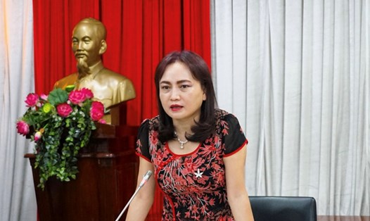 Bà Nghiêm Thuỳ Lan - Chủ tịch Công đoàn Dầu khí Việt Nam phát biểu tại buổi lấy ý kiến. Ảnh: Trúc Lâm