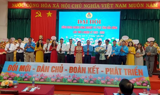 Ban Chấp hành Công đoàn ngành Nông nghiệp và Phát triển nông thôn tỉnh Đắk Nông nhiệm kỳ 2023-2028. Ảnh: Phong Điền