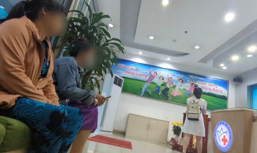 Phòng khám Đa khoa Đinh Tiên Hoàng có dấu hiệu "vẽ bệnh, moi tiền bệnh nhân". Ảnh: ANH TÚ