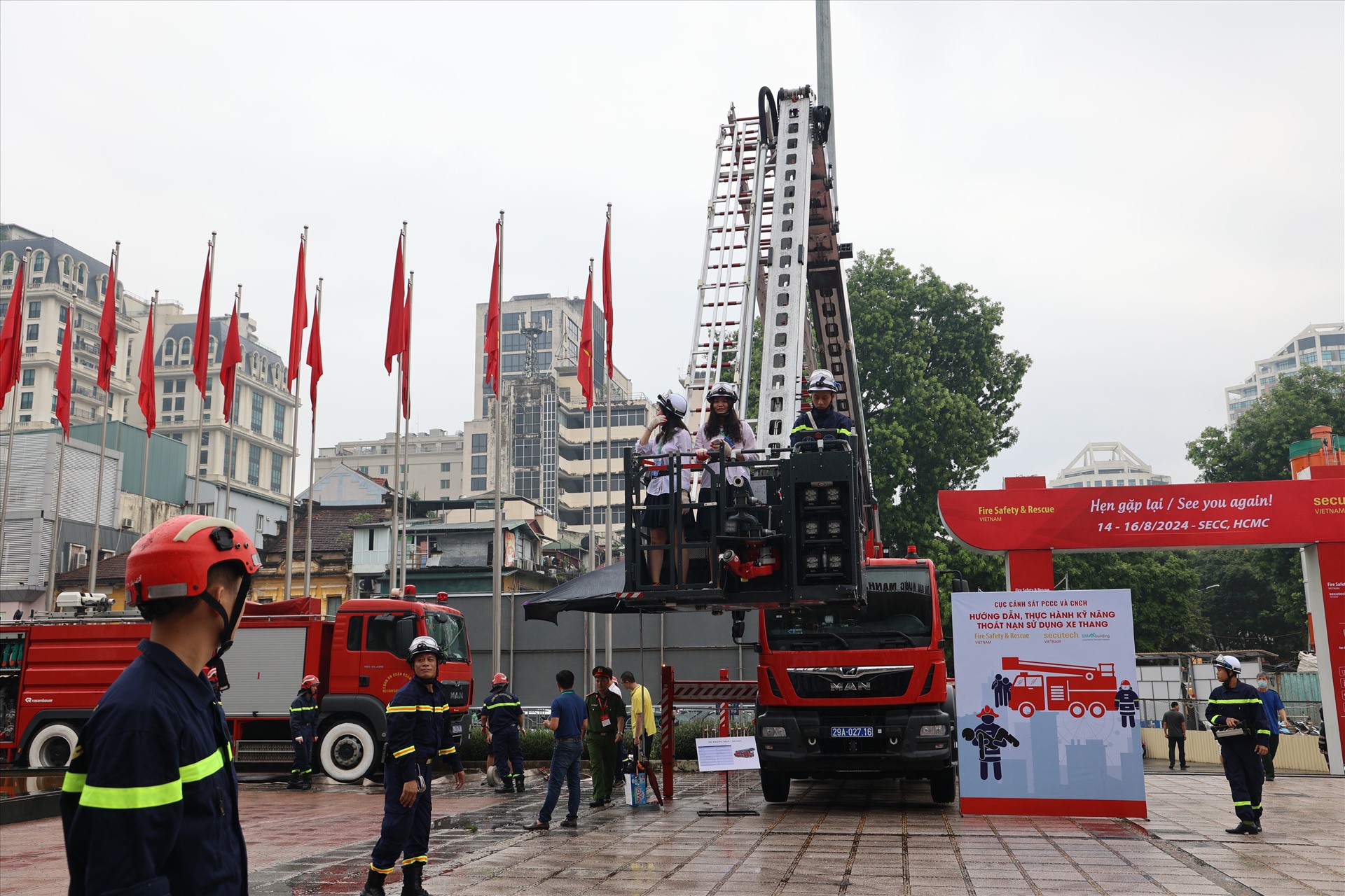 Triển lãm quốc tế về kỹ thuật và phương tiện phòng cháy, chữa cháy, cứu nạn, cứu hộ và thiết bị an ninh, an toàn bảo vệ năm 2023 diễn ra từ 19-21.7 tại Hà Nội