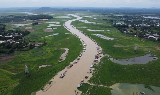 Hồ Trị An đoạn qua cầu La Ngà, huyện Định Quán, tỉnh Đồng Nai. Ảnh: Hà Anh Chiến