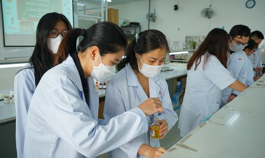 Đại học Quốc tế Hồng Bàng công bố điểm sàn của khối ngành sức khỏe năm 2023. Ảnh: HIU