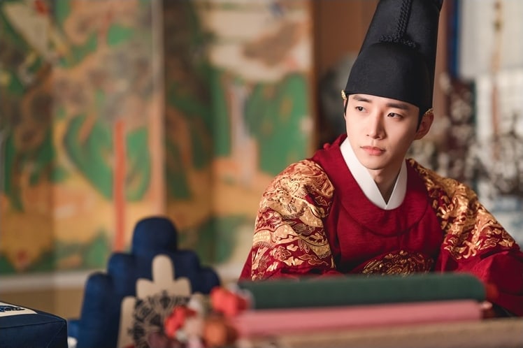Yi San trong “Cổ tay áo màu đỏ” là vai diễn đánh dấu nấc thang mới trong sự nghiệp của Lee Junho. Ảnh: Nhà sản xuất