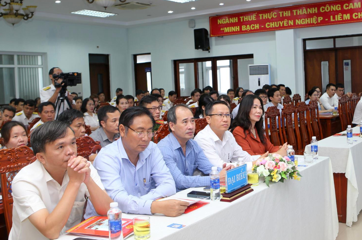 Cục Thuế tỉnh Đắk Nông tổ chức Hội nghị sơ kết công tác thu thuế 6 tháng đầu năm, triển khai nhiệm vụ 6 tháng cuối năm 2023. Ảnh: Nguyễn Lương