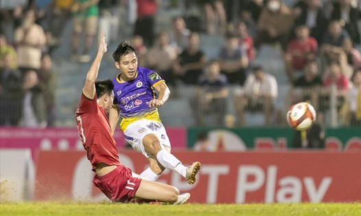 Hà Nội FC làm khách trên sân Hồng Lĩnh Hà Tĩnh ở vòng 2 V.League 2023. Ảnh: Xuân Thuý