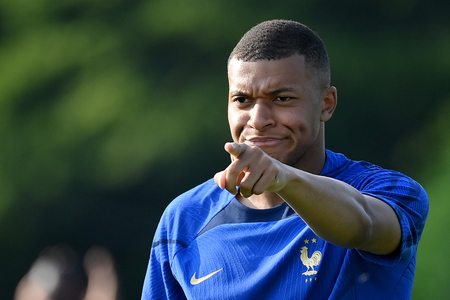 Mbappe nếu rời PSG trong kịch bản không êm đẹp, hình ảnh của anh ở đội tuyển quốc gia cũng bị ảnh hưởng. Ảnh: AFP