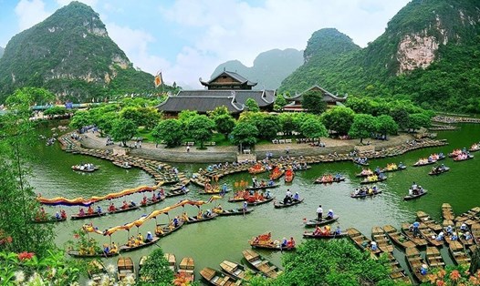 Di sản Quần thể danh thắng Tràng An - một trong những điểm du lịch nổi tiếng bậc nhất ở Ninh Bình. Ảnh: Trường Huy