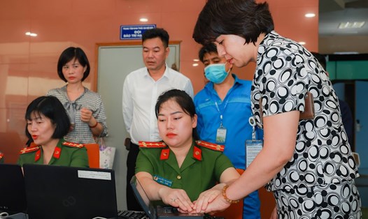 Cơ sở dữ liệu quốc gia về dân cư đã kết nối chính thức với 13 đơn vị bộ, ngành. Ảnh: Hải Nguyễn