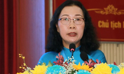 Bà Lưu Thị Tuyết Trinh tái đắc cử Chủ tịch Liên đoàn Lao động thành phố Tân Uyên. Ảnh: Hoàng Trung