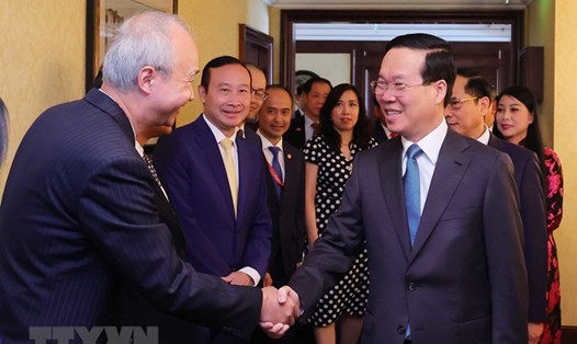 Chủ tịch nước Võ Văn Thưởng gặp các Đại sứ Việt Nam tại châu Âu, ngày 23.7.2023. Ảnh: TTXVN