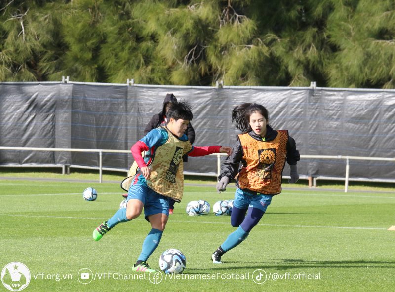 Tuyển nữ Việt Nam tập trung cải thiện lối chơi, kĩ năng trước trận đấu gặp tuyển nữ Bồ Đào Nha. Ảnh: VFF