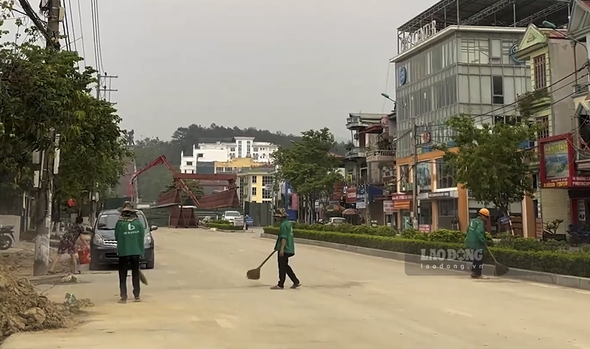 Hàng trăm hộ dân, hàng chục hộ kinh doanh bị ảnh hưởng từ dự án xây dựng cầu Thanh Bình. 