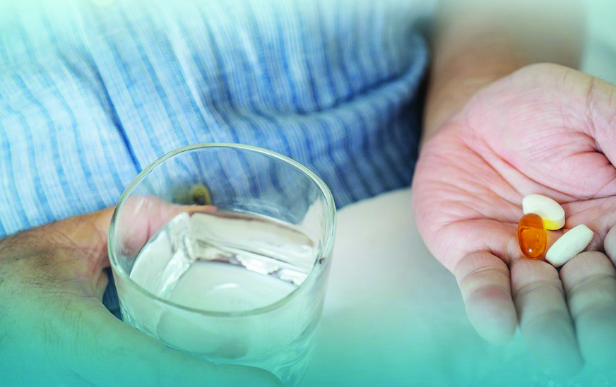 Người bệnh viêm gan virus phải tuân thủ phác đồ điều trị của bác sĩ. Ảnh: Bệnh viện Đa khoa Tâm Anh TPHCM