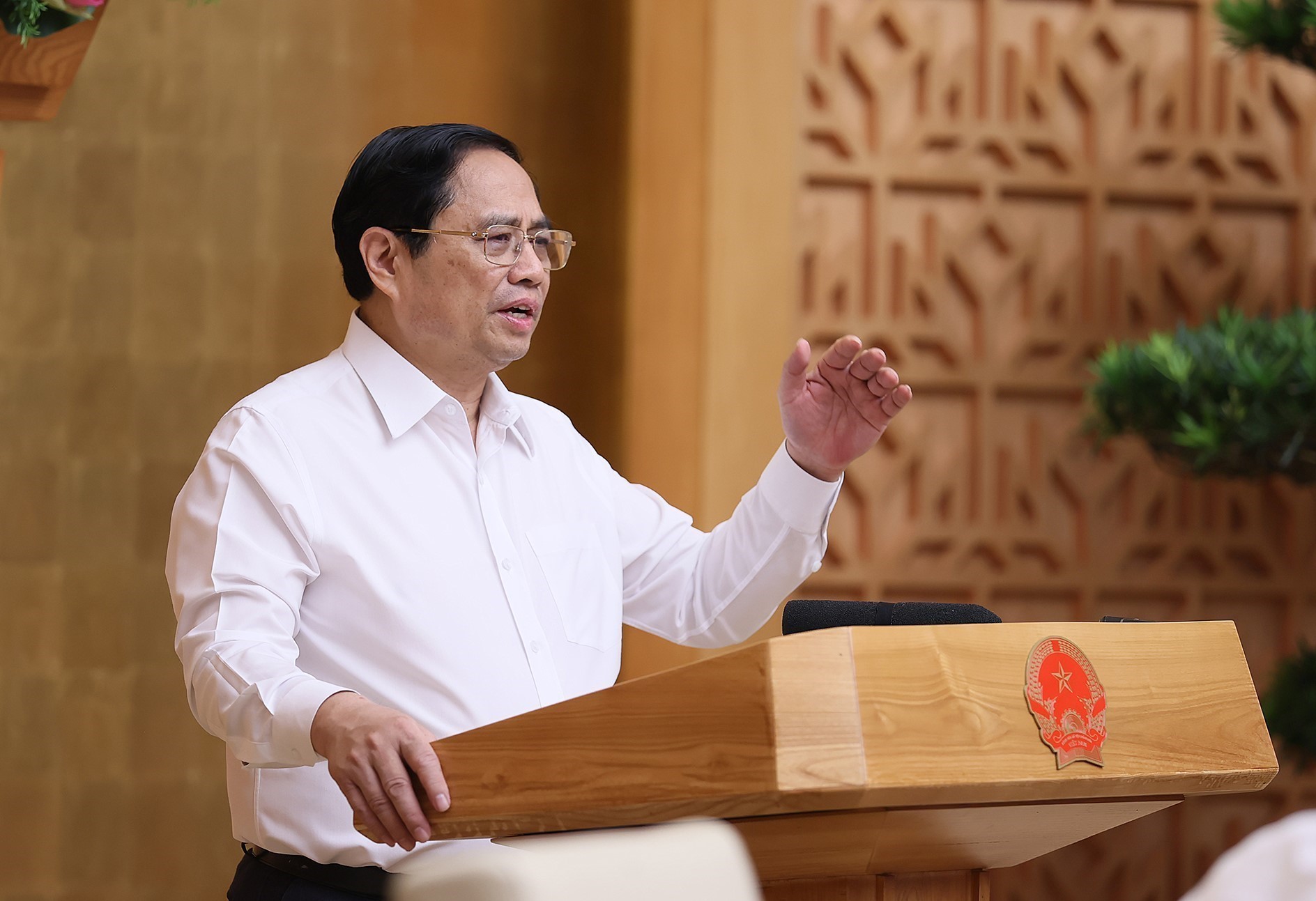 Thủ tướng Phạm Minh Chính phát biểu tại phiên họp. Ảnh: TTXVN