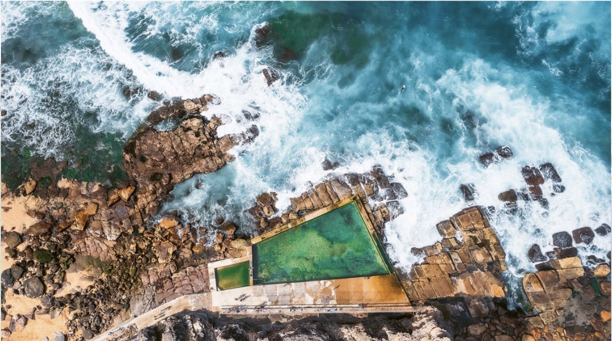 Avalon Rock ở New South Wales, Australia. Ảnh: “Sea Pools: 66 Saltwater Sanctuaries From Around the World”