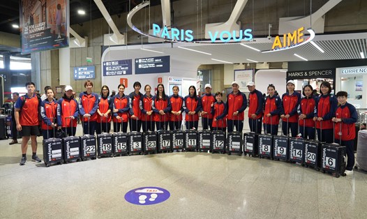 Đội tuyển bóng chuyền nữ Việt Nam đã tới Pháp. Ảnh: VFV 