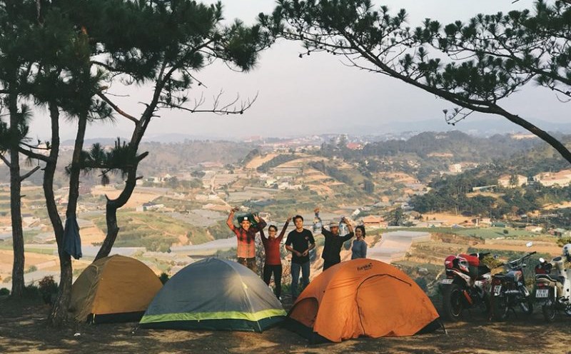 Đồi Đa Phú là một trong những điểm cắm trại nổi tiếng nhất Đà Lạt, Lâm Đồng. Ảnh: Du lịch Đà Lạt