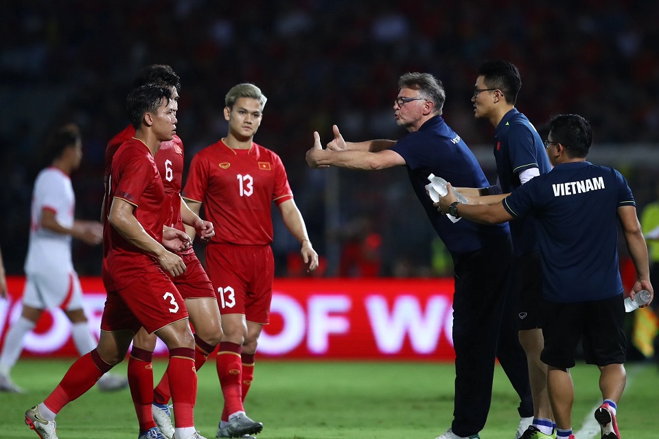 Huấn luyện viên Philippe Troussier sẽ dẫn dắt tuyển Việt Nam bắt đầu hành trình hướng tới World Cup 2026 từ vòng loại thứ 2. Ảnh: VFF 