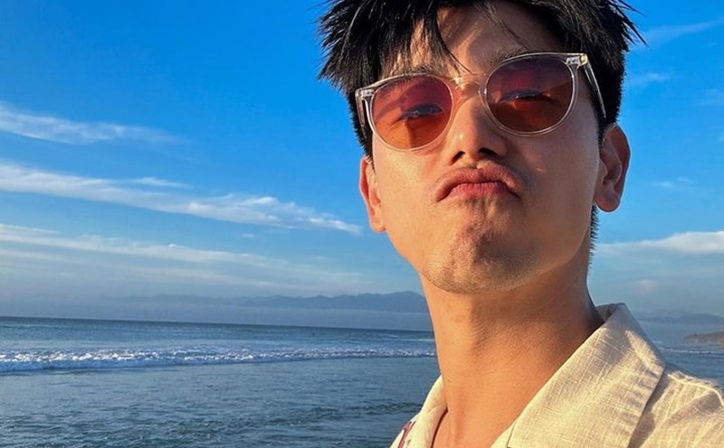 Eric Nam trong một chuyến du lịch biển gần đây. Ảnh: Instagram nhân vật