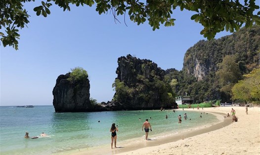 Đảo Krabi là một trong những điểm đến du lịch nổi tiếng ở Thái Lan. Ảnh: Xinhua